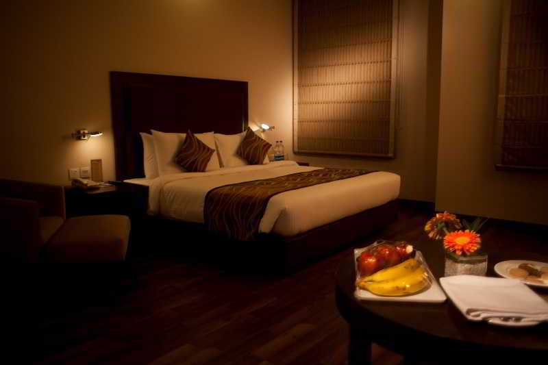 Vibe By The Lalit Traveller Faridabad Exterior foto